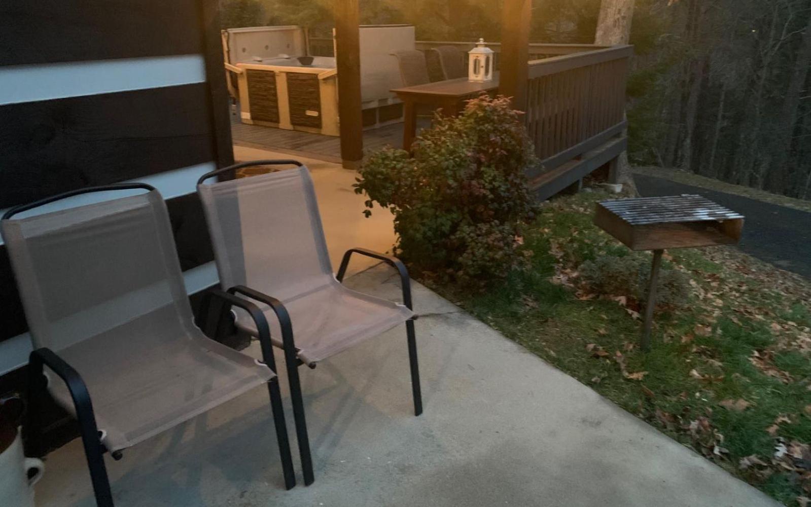 פיג'ן פורג' Wooded Bliss Hot Tub Single Level Cabin With No Steps Rocking Chairs And Wooded Views מראה חיצוני תמונה
